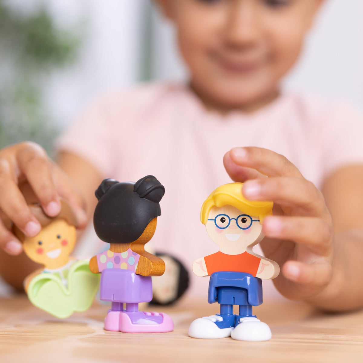 Melissa and Doug Cheery LaneTM CheeriesTM Play Figures