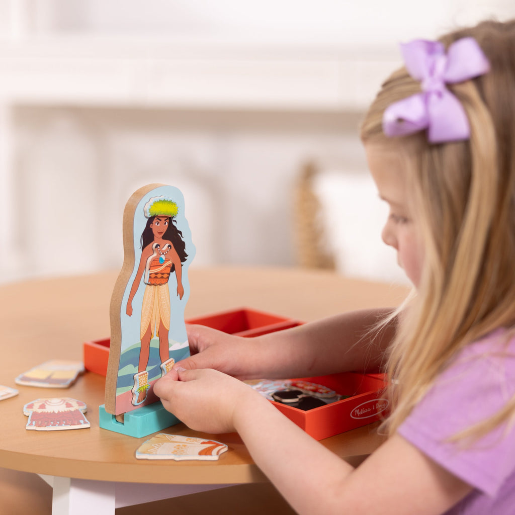 Melissa and Doug Disney Moana Wooden Magnetic Dress-Up Play Set